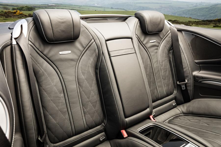  Mercedes-AMG S63 Cabriolet 2015 года  (UK) (фото 6 из 30)